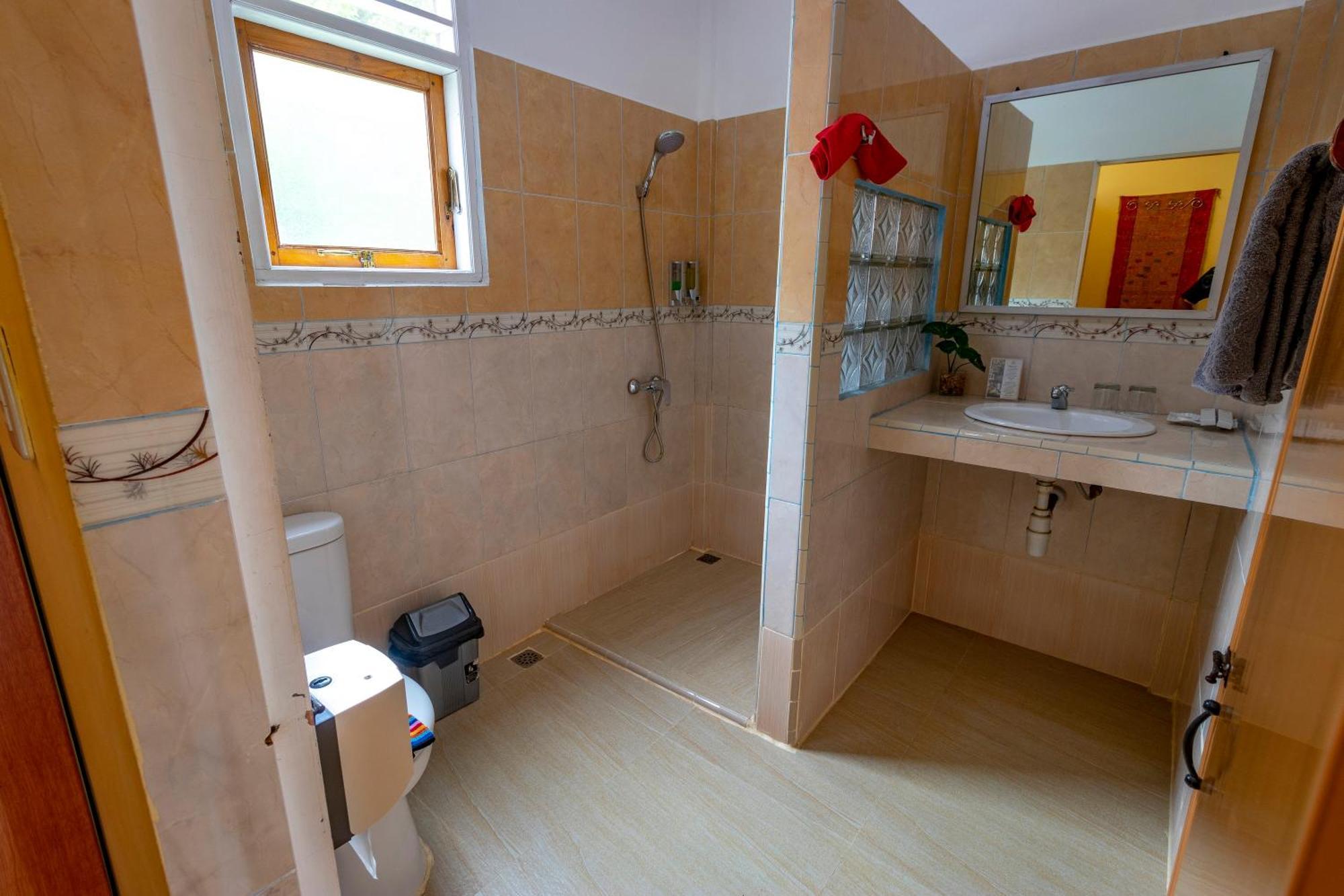 Tabo Cottages Tuk Tuk Dış mekan fotoğraf